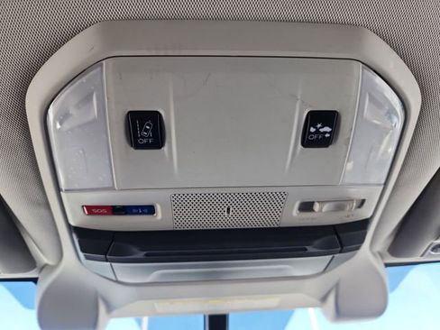 Used 2019 Subaru Ascent Premium image 50