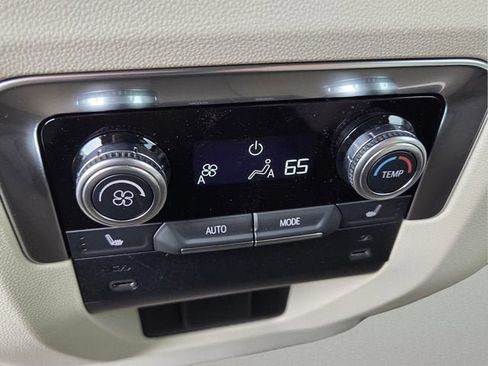 New 2026 GMC Yukon Denali w/ Sun & Power Step Package AWD/4WD image 14