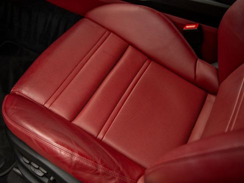Certified 2023 Porsche Cayenne Turbo AWD/4WD image 23