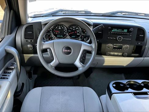 Used 2010 GMC Sierra 1500 SLE w/ Texas Edition image 6