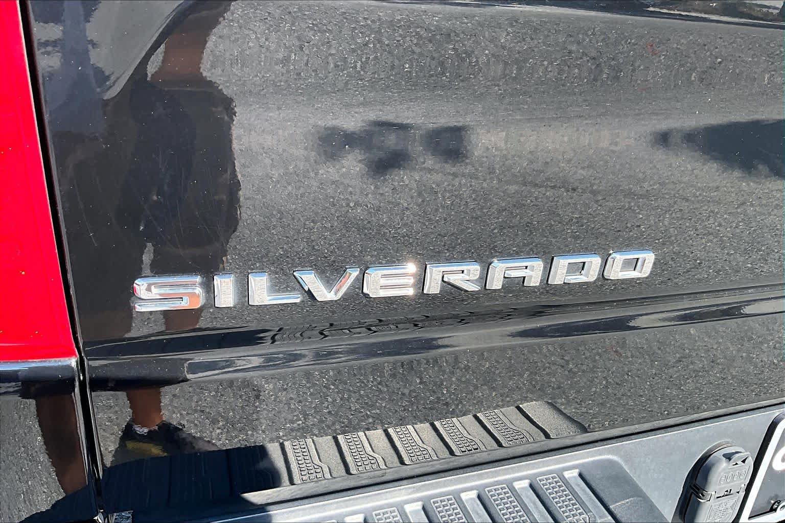Used 2021 Chevrolet Silverado 1500 LT w/ Z71 Off-Road Package AWD/4WD image 58