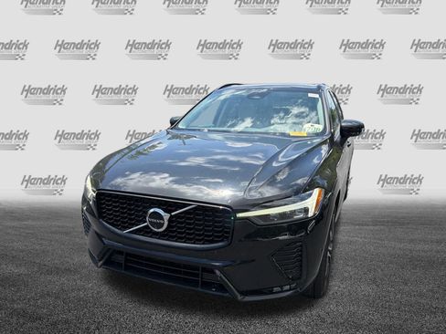 Used 2025 Volvo XC60 B5 Plus w/ Protection Package Premier AWD/4WD image 3