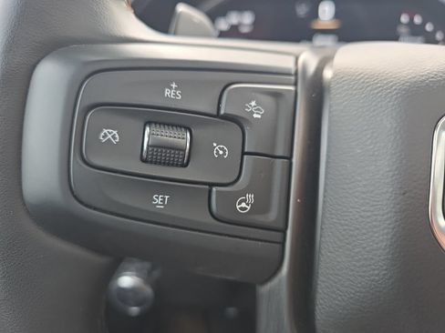 Used 2023 GMC Sierra 1500 AT4 w/ Technology Package AWD/4WD image 21