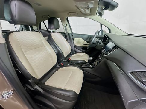 Used 2018 Buick Encore Preferred FWD image 28