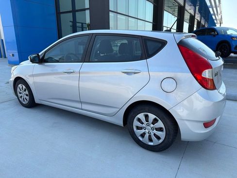 Used 2017 Hyundai Accent SE FWD image 7