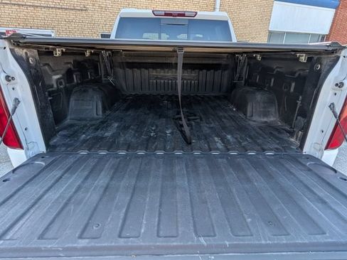 Used 2024 Chevrolet Silverado 1500 ZR2 AWD/4WD image 24