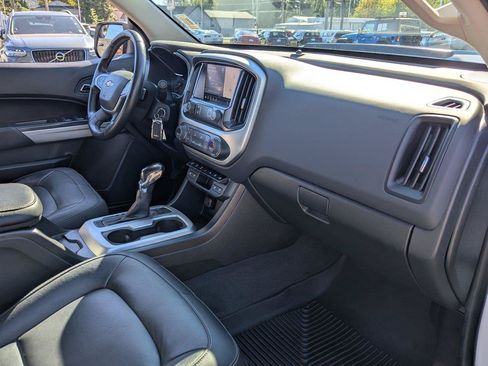 Used 2022 Chevrolet Colorado ZR2 w/ ZR2 Dusk Special Edition AWD/4WD image 38