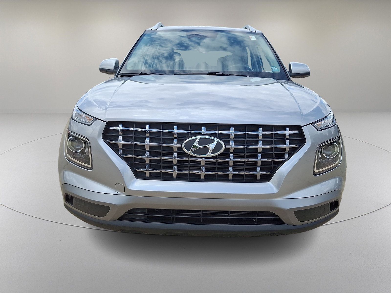 Certified 2023 Hyundai Venue SEL w/ Cargo Package FWD image 3