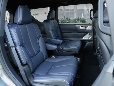 New 2026 INFINITI QX80 4WD w/ Sport Exterior Package image 30