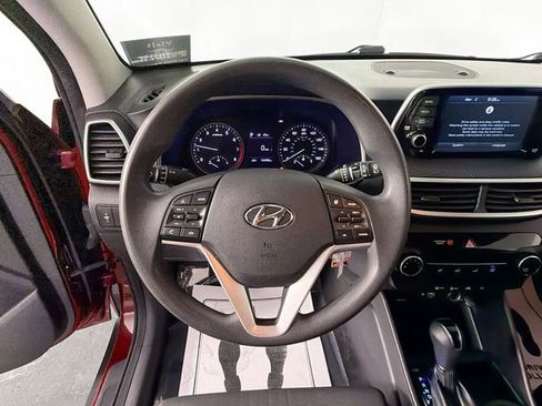 Used 2019 Hyundai Tucson SE image 11