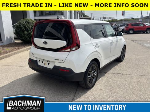 Used 2020 Kia Soul EX image 6