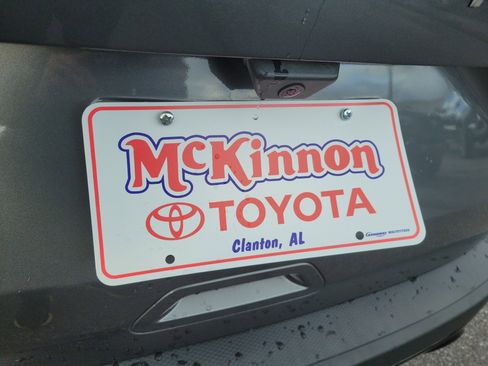 Used 2022 Ford Escape SE w/ SE Sport Appearance Package image 27