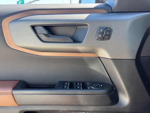 New 2026 Ford Bronco Sport Outer Banks w/ Sasquatch Outer Banks Package AWD/4WD image 16