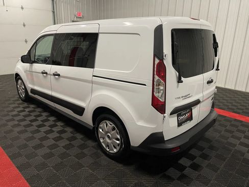 Used 2016 Ford Transit Connect XLT image 2