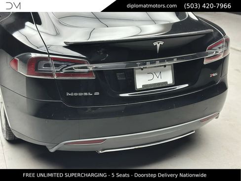 Used 2014 Tesla Model S P85 RWD image 16