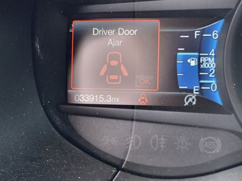 Used 2024 Ford Edge Titanium image 28