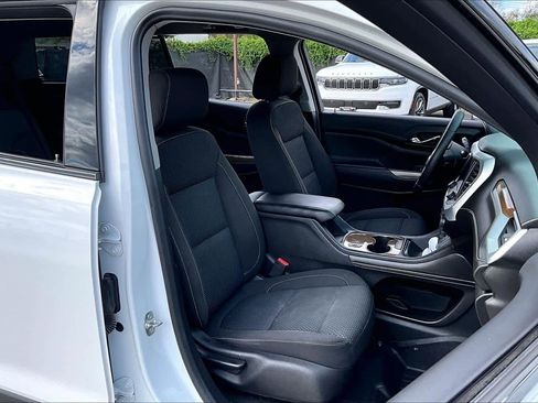 Used 2021 GMC Acadia SLE w/ Driver Convenience Package image 8