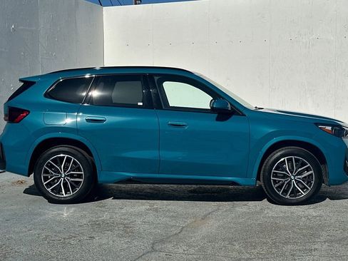Used 2023 BMW X1 xDrive28i w/ Premium Package AWD/4WD image 2