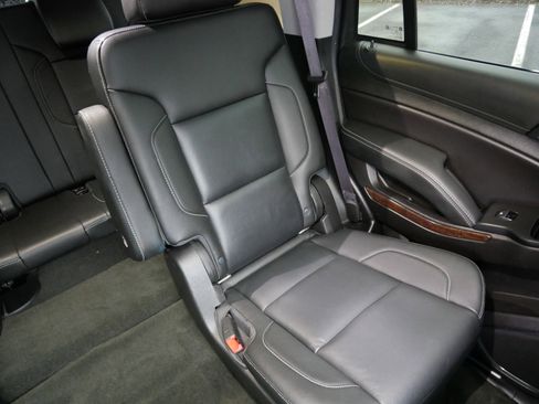 Used 2017 Chevrolet Tahoe LT image 14