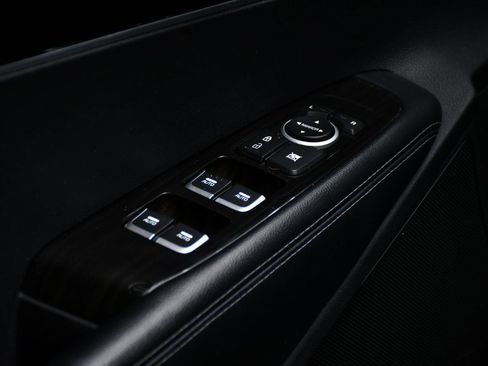 Used 2019 Kia Sorento LX FWD image 15