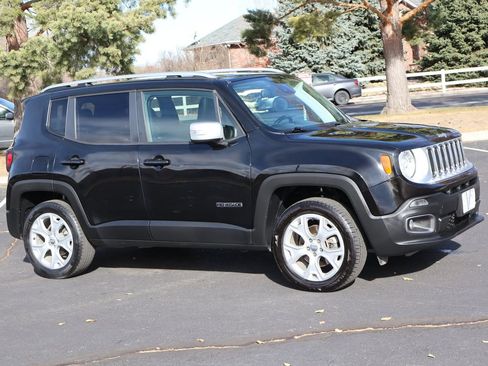 Used 2018 Jeep Renegade Limited w/ UConnect 8.4 Nav Group image 2