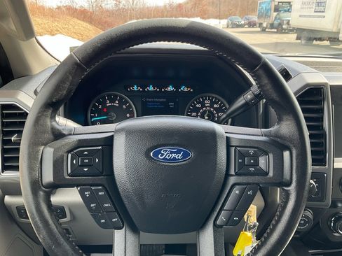 Used 2020 Ford F150 XLT w/ Equipment Group 302A Luxury image 6