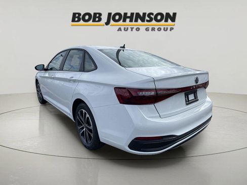 New 2025 Volkswagen Jetta Sport image 4