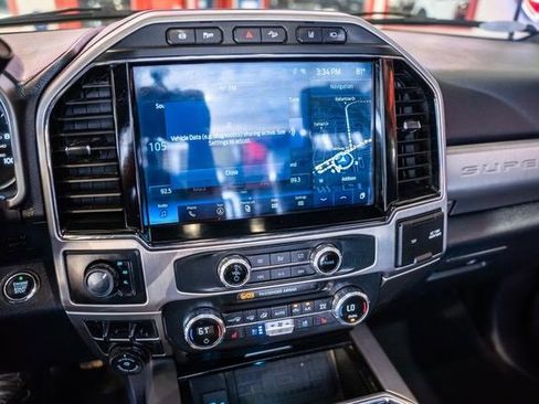 Used 2022 Ford F450 Platinum w/ FX4 Off-Road Package image 23