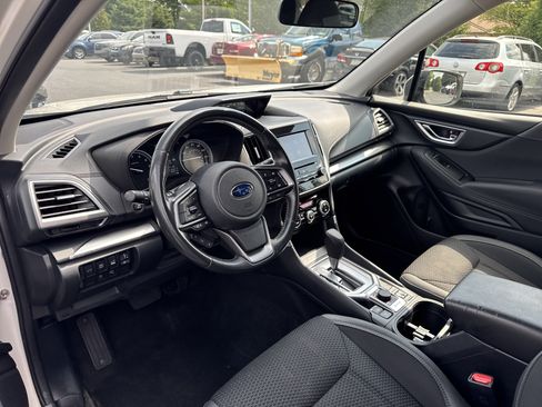 Certified 2023 Subaru Forester Premium AWD/4WD image 13