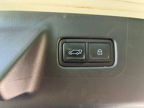 Used 2025 Hyundai Santa Fe SEL FWD image 23