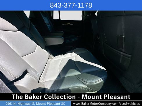 Used 2020 Cadillac Escalade Premium Luxury AWD/4WD image 31