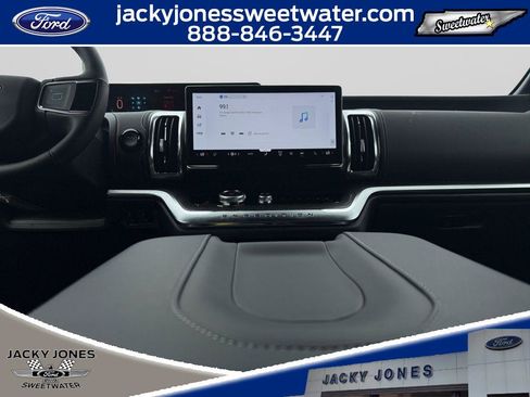 New 2027 Ford Expedition Max Platinum w/ Stealth Appearance Package RWD image 12