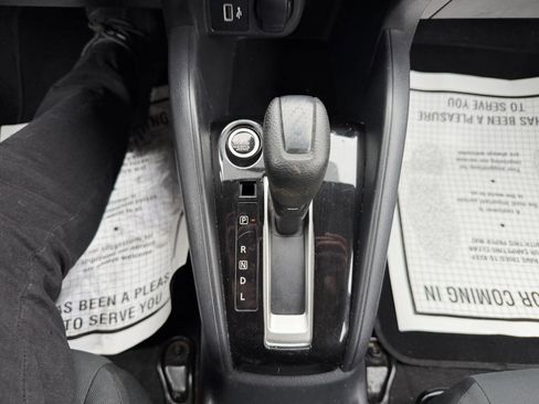 Used 2020 Nissan Versa S image 31