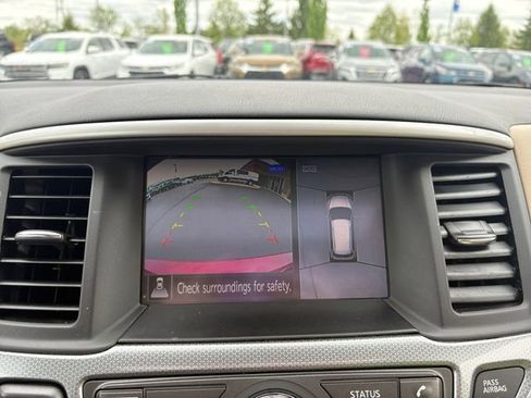 Used 2018 Nissan Pathfinder SL w/ SL Premium Package AWD/4WD image 25