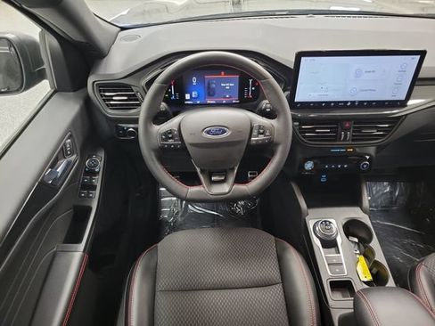 Used 2023 Ford Escape ST-Line w/ Tech Pack #1 AWD/4WD image 14