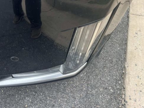 Used 2016 Cadillac Escalade ESV Luxury image 4