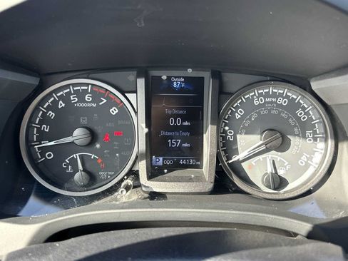 Used 2023 Toyota Tacoma TRD Sport w/ Technology Package RWD image 10