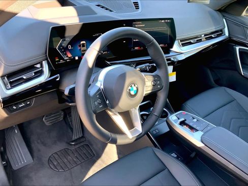 New 2026 BMW X1 xDrive28i w/ Technology Package image 8