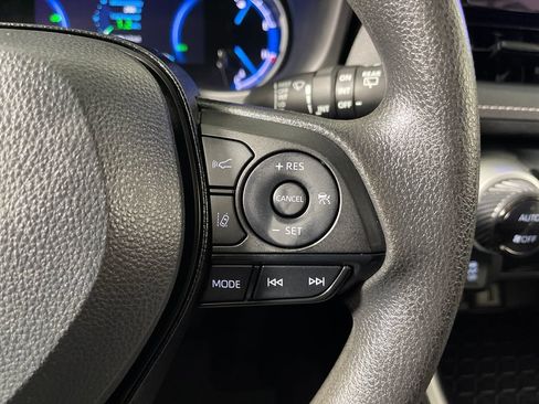 Certified 2024 Toyota RAV4 XLE AWD/4WD image 27