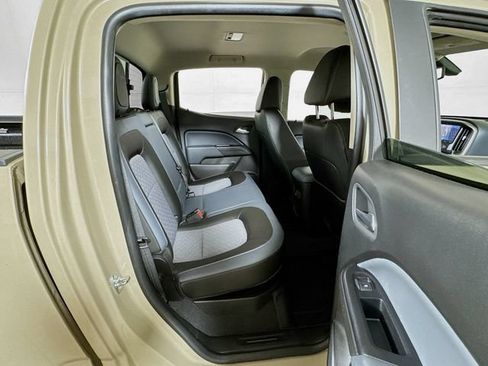 Used 2021 Chevrolet Colorado Z71 RWD image 25
