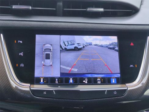 Used 2023 Cadillac XT6 Premium Luxury w/ Platinum Package AWD/4WD image 25