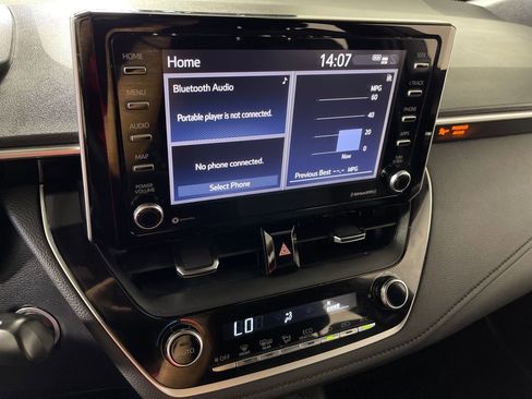 Certified 2021 Toyota Corolla SE w/ SE Premium Package FWD image 20