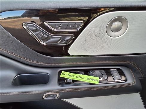 New 2025 Lincoln Aviator Black Label image 13