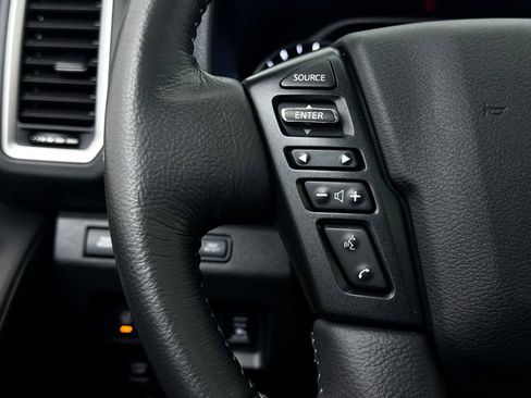 Used 2024 Nissan Frontier SL w/ Technology Package RWD image 33