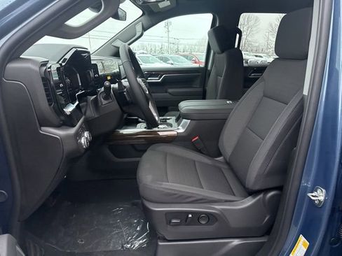New 2026 GMC Sierra 1500 Elevation image 16