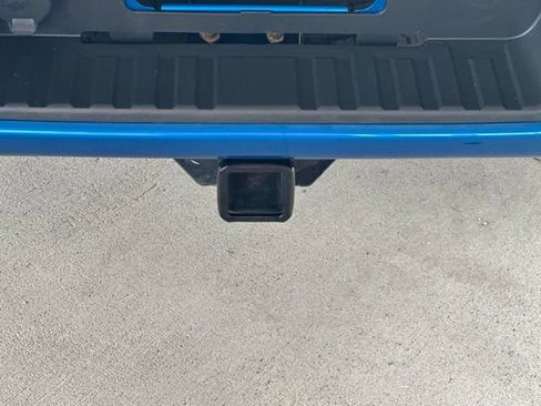Used 2021 Chevrolet Colorado Z71 AWD/4WD image 10