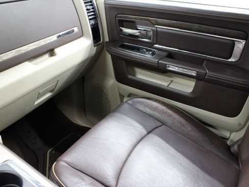 Used 2014 RAM 1500 Laramie Longhorn w/ Convenience Group AWD/4WD image 27