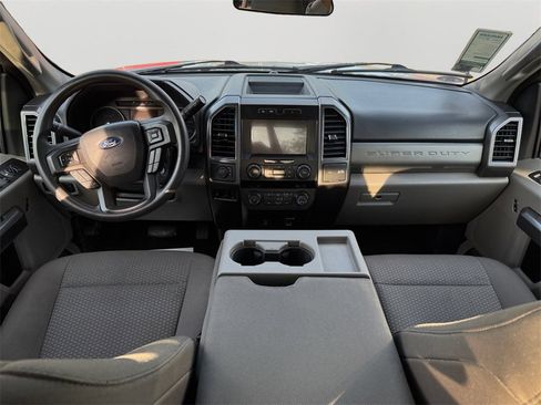 Used 2022 Ford F350 XLT image 17