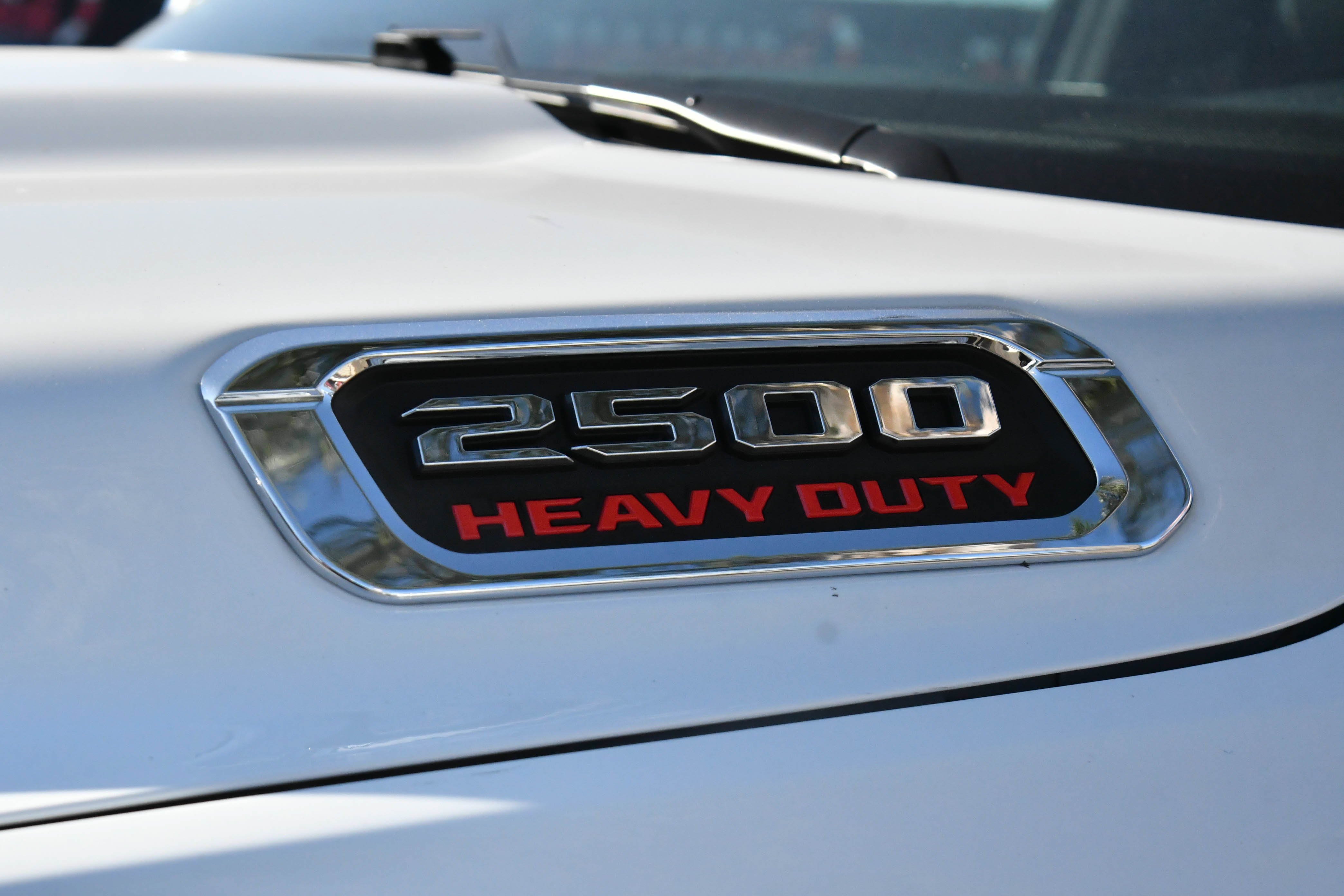 Used 2026 RAM 2500 Laramie AWD/4WD image 13