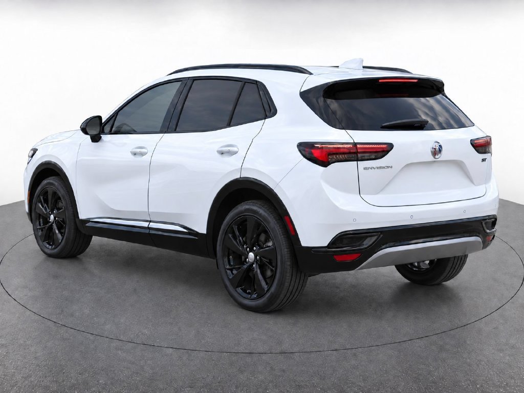 Used 2021 Buick Envision Essence w/ Sport Touring Package FWD image 4
